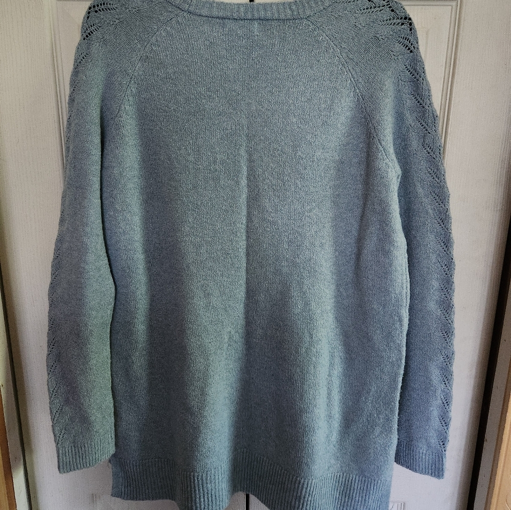 LC Lauren Conrad Blue V-Neck Sweater - Picture 9 of 9